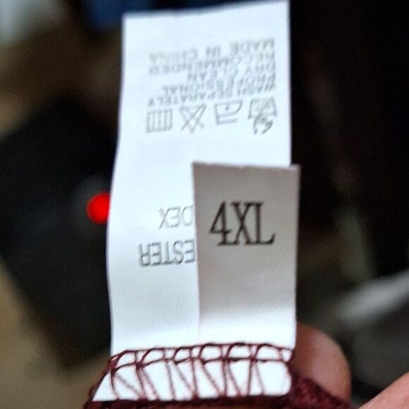 Asymmetrical Women's Plus Sized Cocktail Dress Red Embellished Elegant 4X - Picture 11 of 12